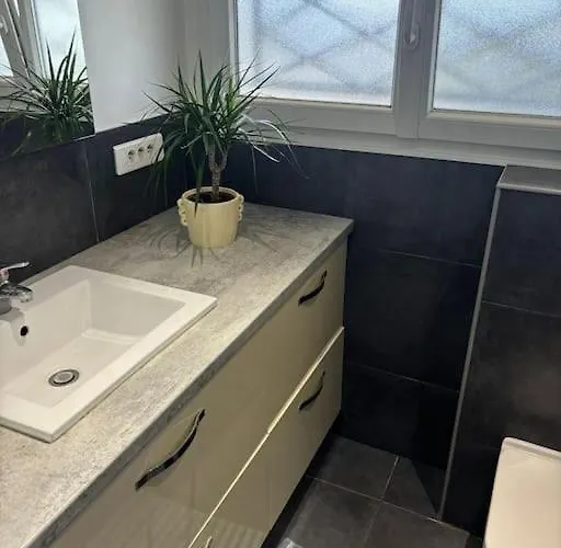 Your At Riviera Bliss Антиб